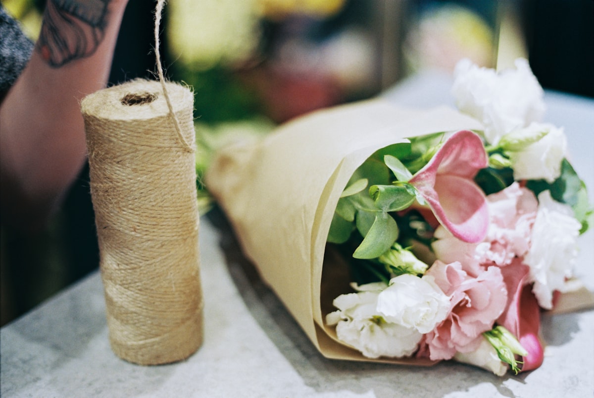 Bouquet emballé (photo d'illustration)